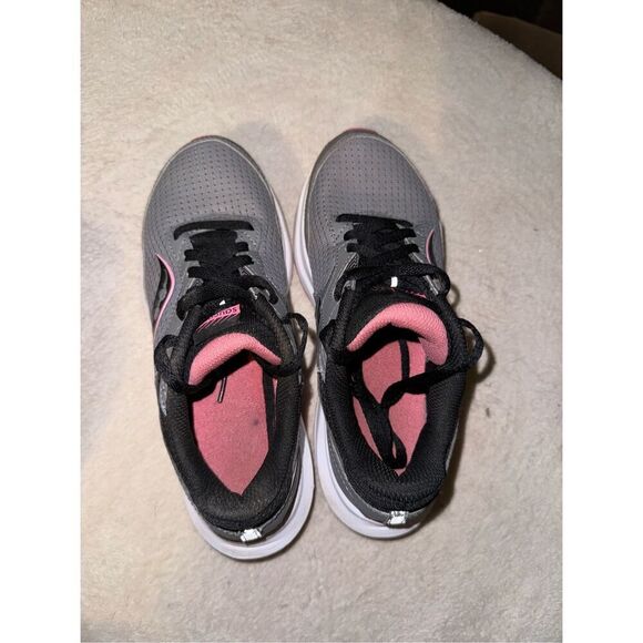 Saucony Cohesion 16 sneakers size 6 - Picture 8 of 8